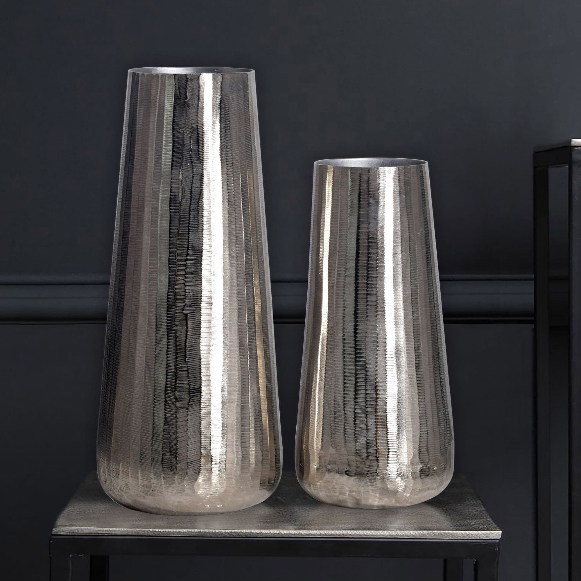 FineBuy Deko Vase 2er Set Aluminium Silber Rund Blumenvase Modern, Dekovase 2-teilig für Blumen, Alu Tischvase Wohndeko Metall Tischdeko Handgefertigt