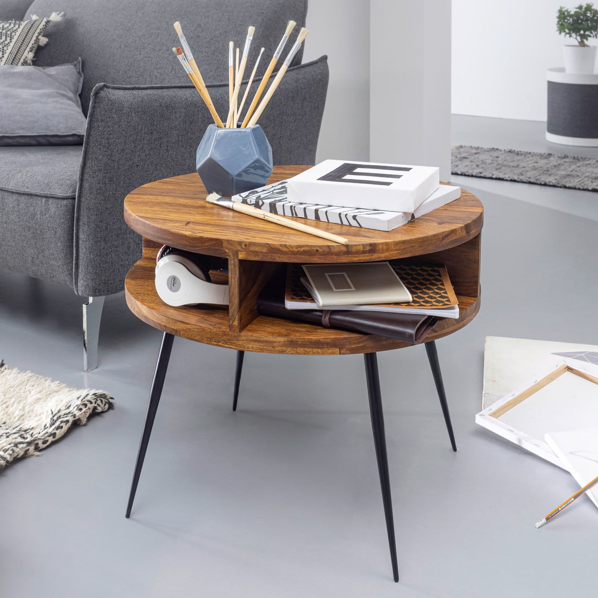 FineBuy Couchtisch Sheesham Massivholz rund Ø 60 cm – Wohnzimmertisch mit offener Ablage & schwarzen Metallbeinen | Design Tisch handgefertigt im modernen Retro Stil