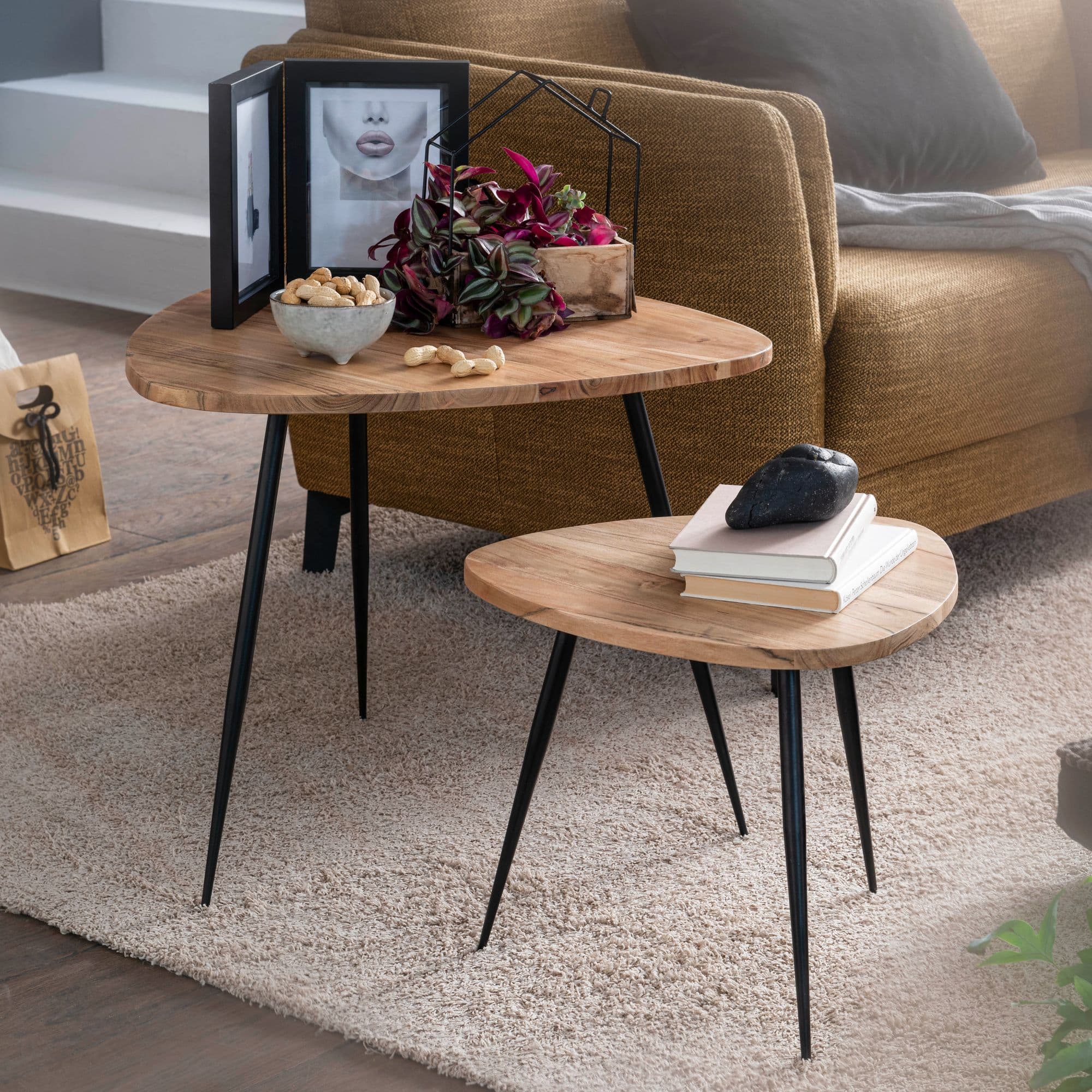 FineBuy 2er Set Satztisch Akazie Massivholz / Metall Couchtisch Klein, Design Beistelltisch Set Zwei Holz-Tische, Wohnzimmertisch Tisch Metallgestell