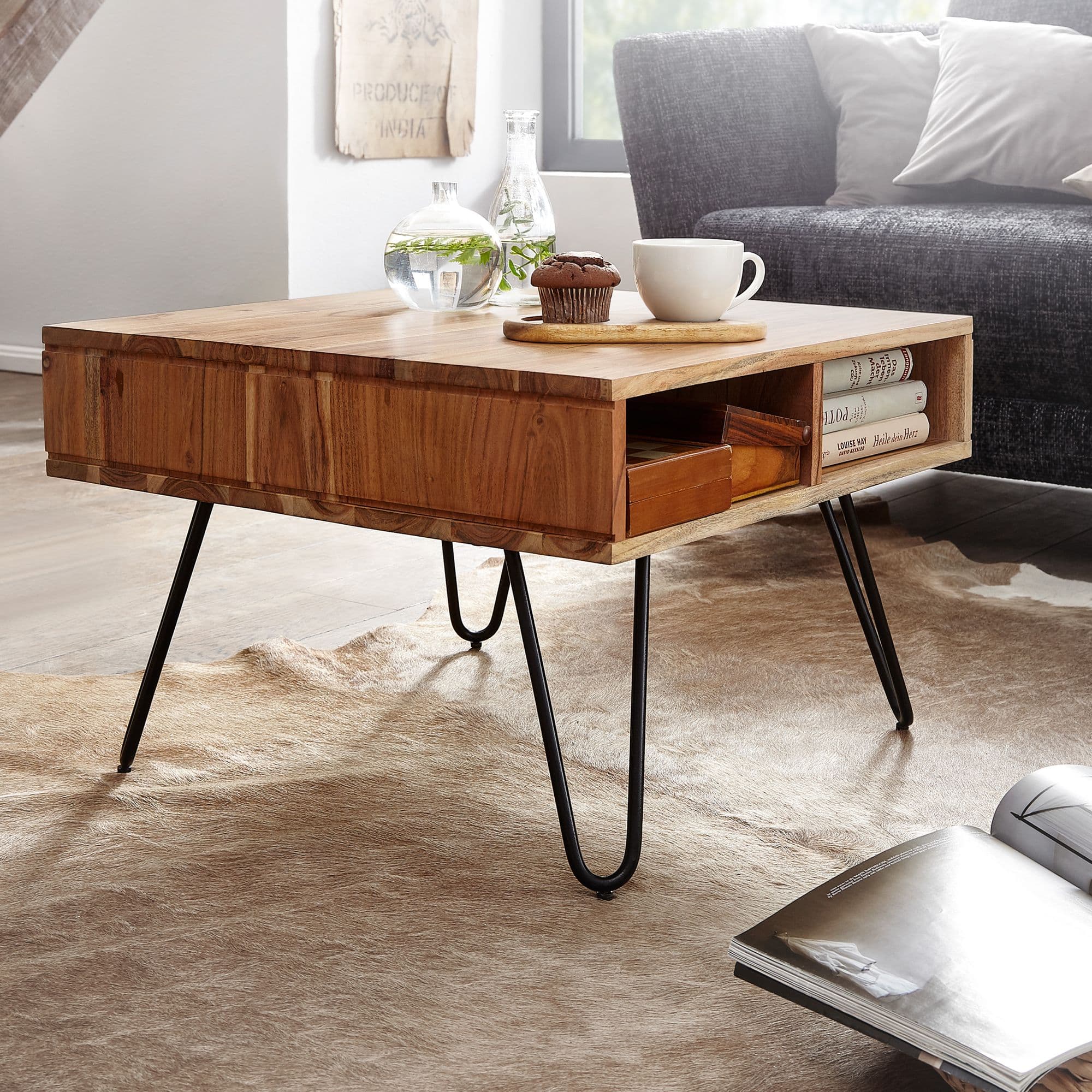 FineBuy Couchtisch quadratisch 60x60 cm Akazie Massivholz · Wohnzimmertisch mit Metall Hairpin Beinen & 2 Ablagen Stauraum · Industrial Design · Handgefertigt