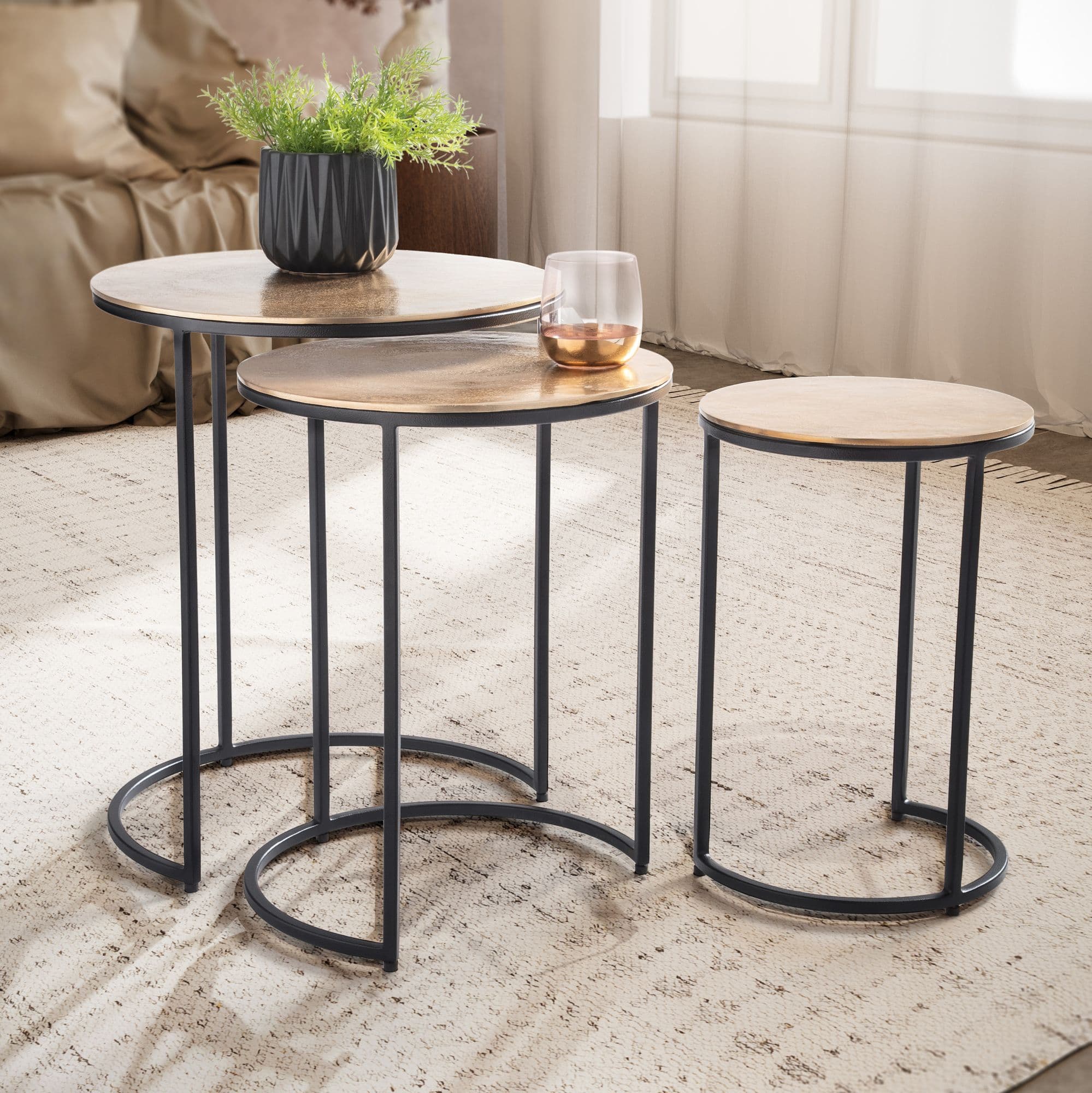 FineBuy Design 3er Couchtisch Set rund aus Aluminium gold - Metall Wohnzimmertisch mit schwarzem Rahmen - Satztisch - Beistelltische - Dekotisch 3 teilig