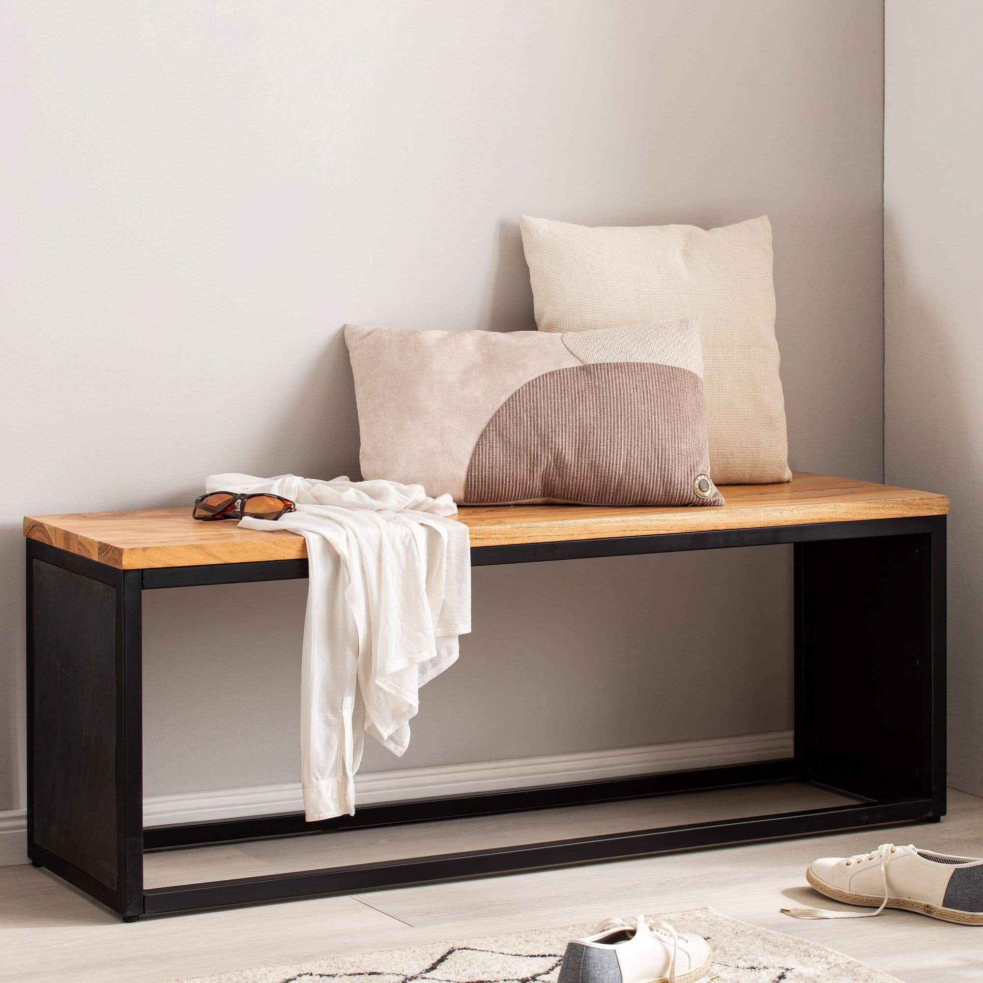 FineBuy Massivholz Sitzbank 120 cm Akazie - Bank für Garderobe Schlafzimmer & Wohnzimmer - Design Garderobenbank Eingangsbereich - Bettbank - Handmade