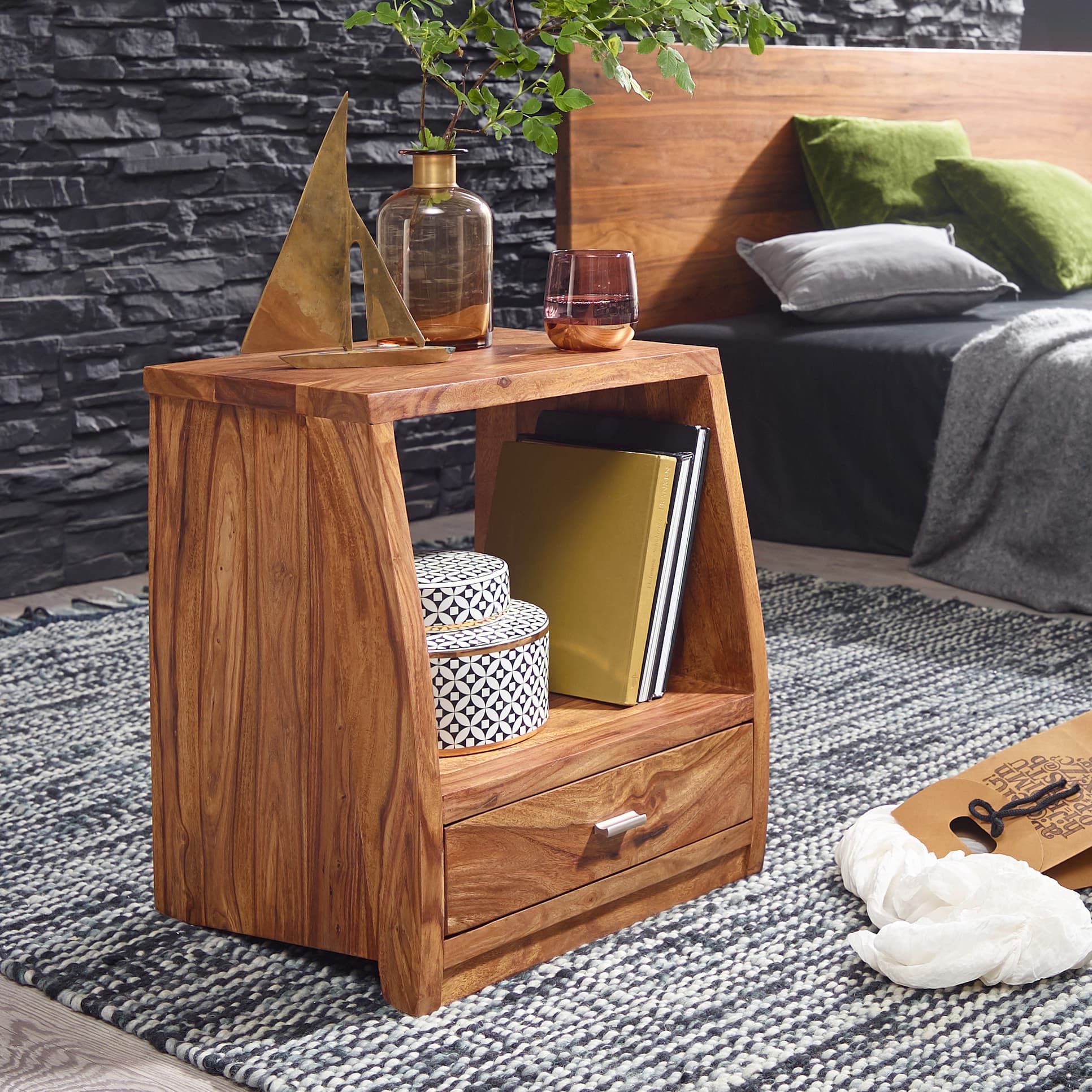 FineBuy Nachtkommode Sheesham Massivholz mit Schublade und Ablage – Nachttisch im Landhaus Design, handgefertigt aus Echtholz – Boxspring Nachtkästchen 45x40x53 cm